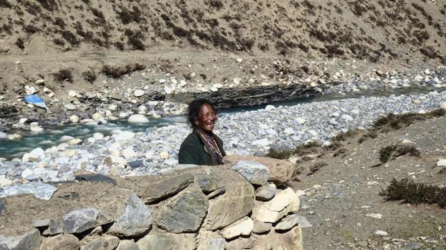 Von-Charkha-Bhot-ins-Basislager-des-Niwar-La-4800-m Von-Charkha-Bhot-ins-Basislager-des-Niwar-La-4800-m